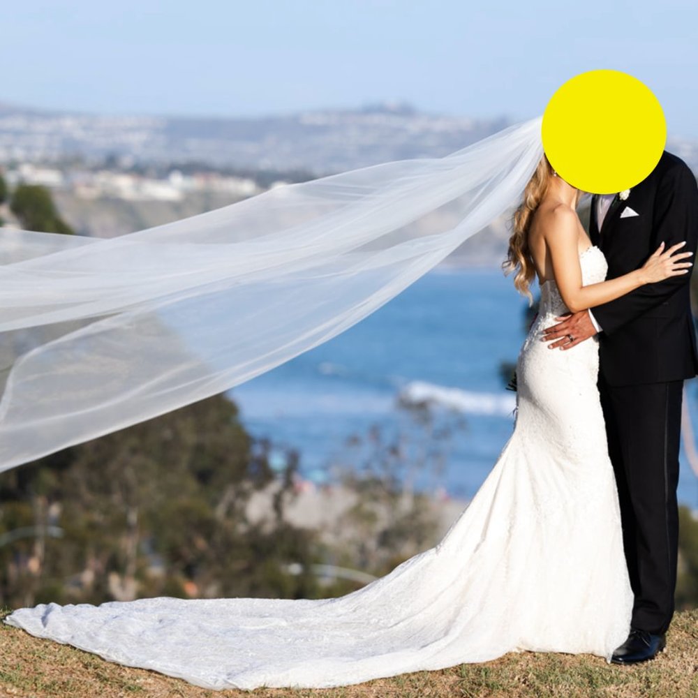 Inbal Dror 19-08 Wedding Dress